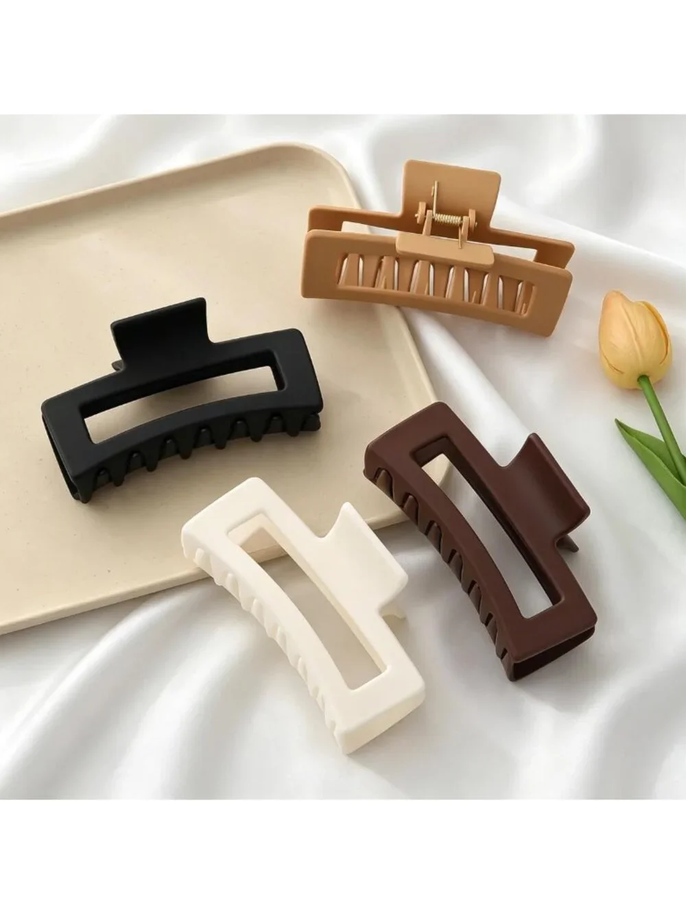 4Pcs Extra Large Silicone Cloud Soft Claw Clips for Thick Curly Hair - Jumbo